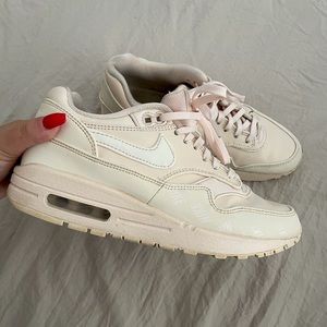 Nike Women’s Air Max 1 Lux Guava Ice